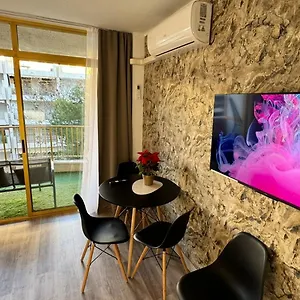 A Estrenar Preciosos Inter2, New Ln 12 Months Open! Self Check In! Reserva Garaje! Appartement Salou